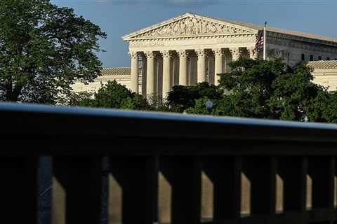 Supreme Court preserves access to abortion pill